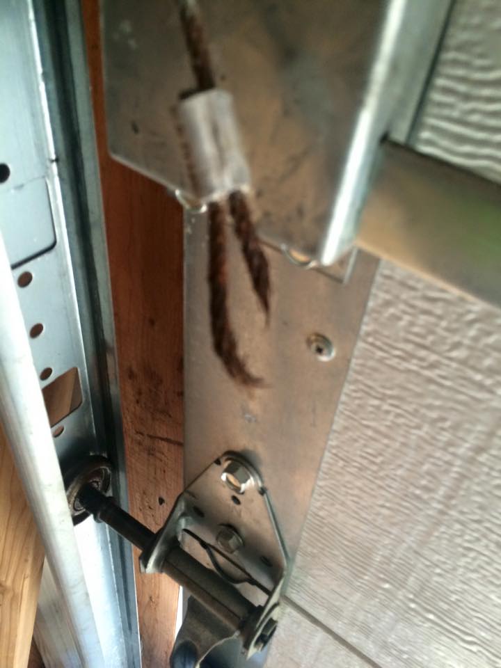 Broken Garage Door Cable MN